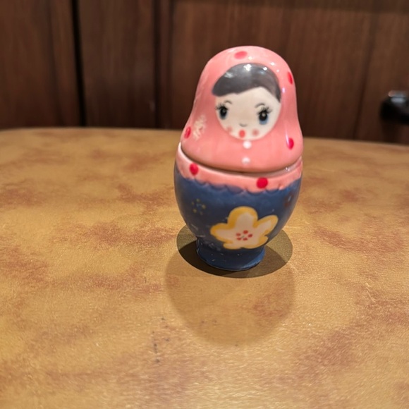 Vintage World Market Six Piece Matroyshka Russian-style Doll Measuring Set. - Picture 7 of 12